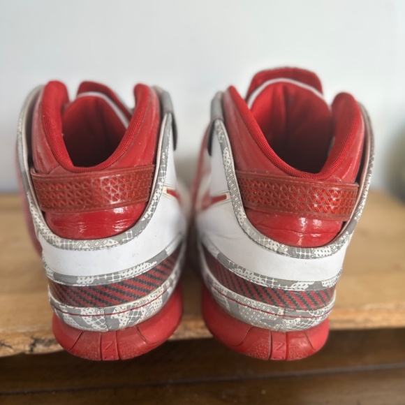 Lebron James Ohio state size 14 - Picture 6 of 9